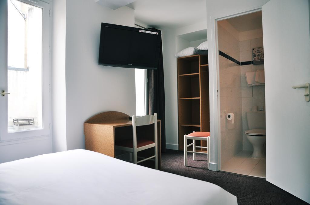 Hotel De La Tour Paris Quarto foto